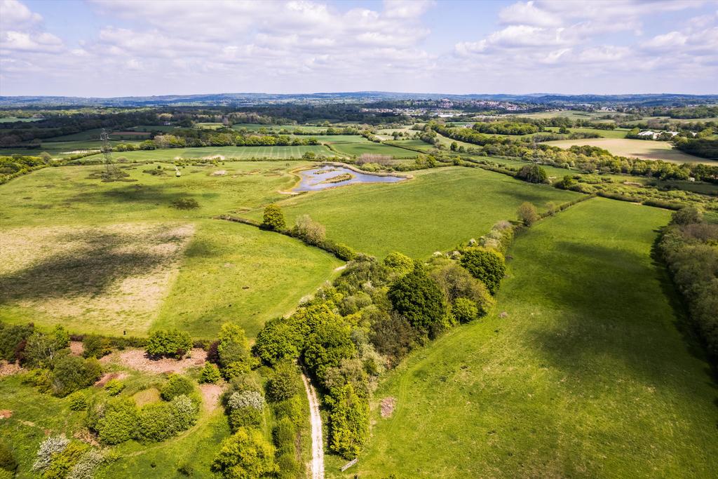 Rowebuck Stud Station Road, Isfield, Uckfield, East Sussex, TN22