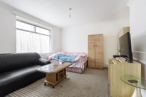 36 Spencer Road, Slough, SL3 8RT