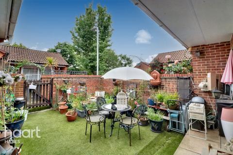 22 Cheviot Close, Harlington, Hayes, UB3 5LR