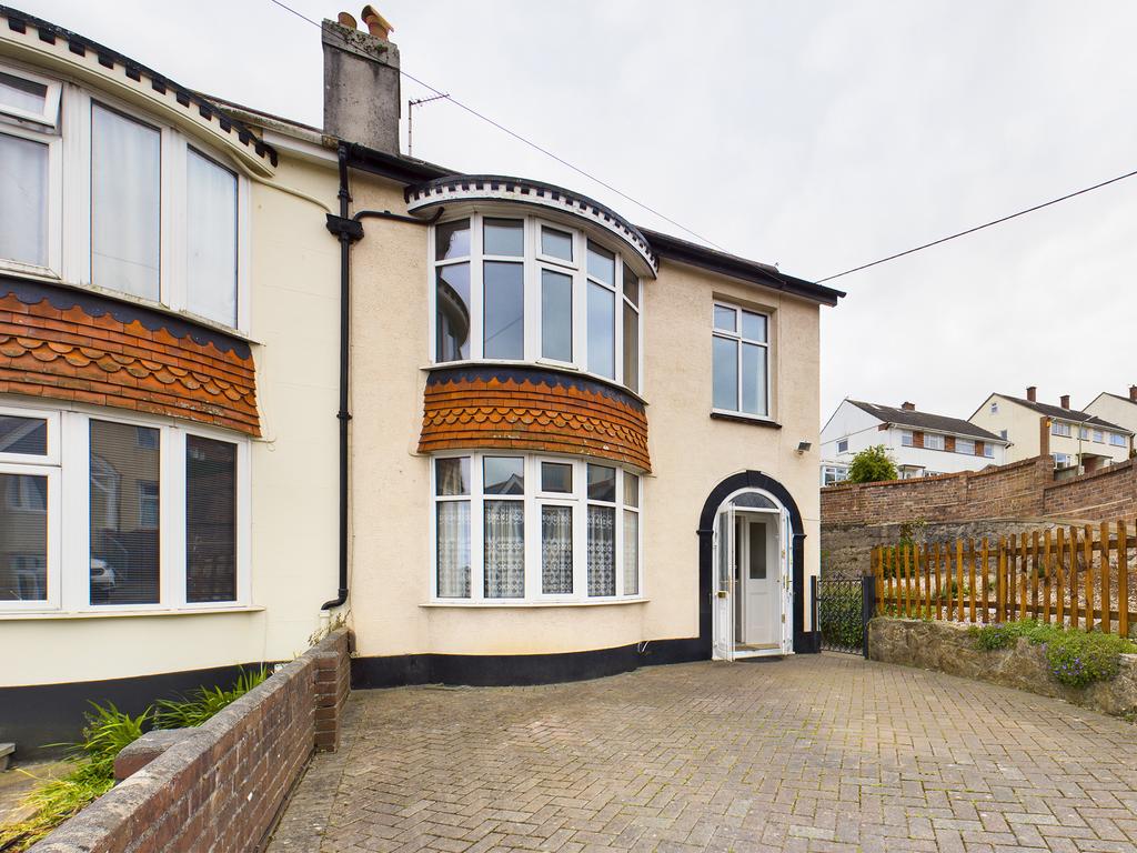 Titchfield Gardens, Paignton 3 bed semidetached house for sale £265,000