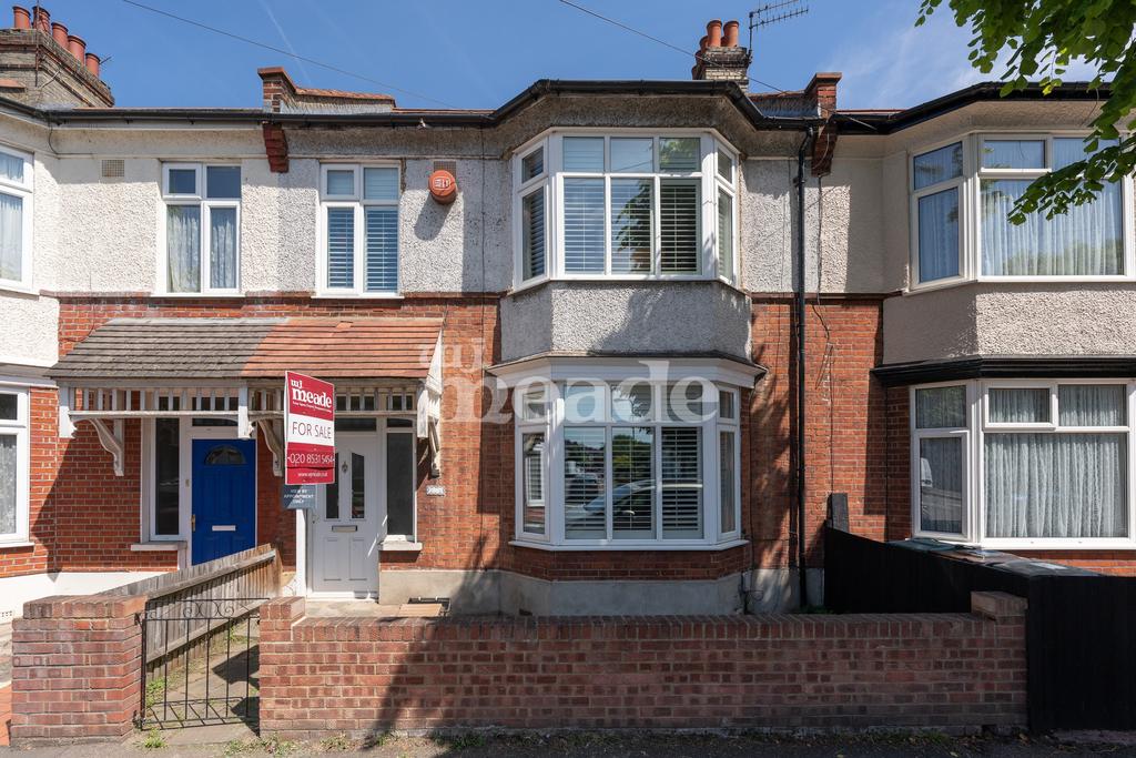 Hale End Road, Highams Park, E4 3 bed terraced house for sale £650,000