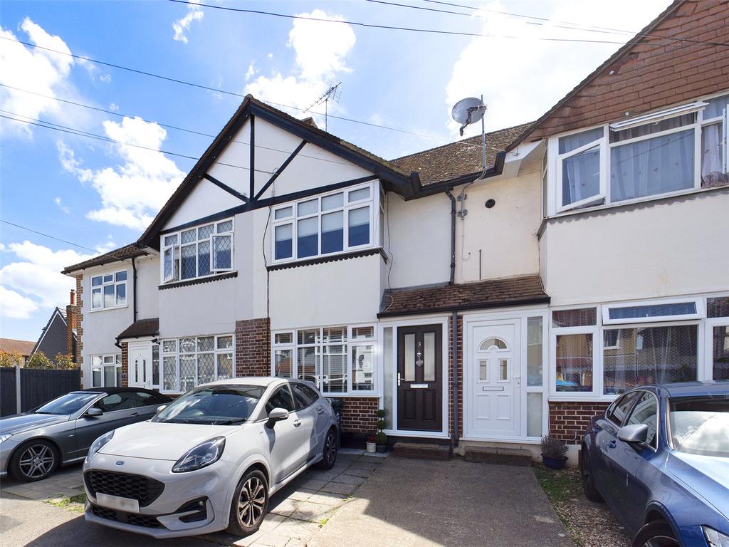 Sydney Crescent, Ashford, Surrey, TW15 2 bed terraced house £400,000