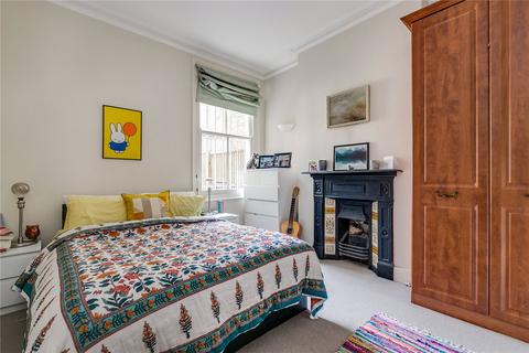 2 bedroom apartment for sale, Endlesham Road, SW12