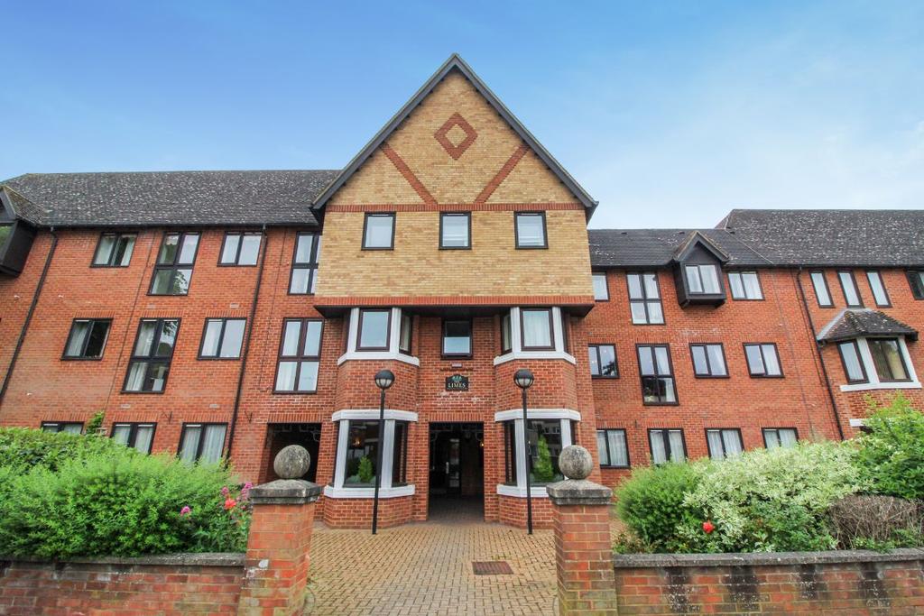 The Limes, Linden Road, Bedford 2 bed retirement property £128,000