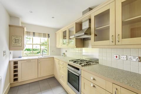 19 Bingham Close, Cirencester, GL7 1HJ
