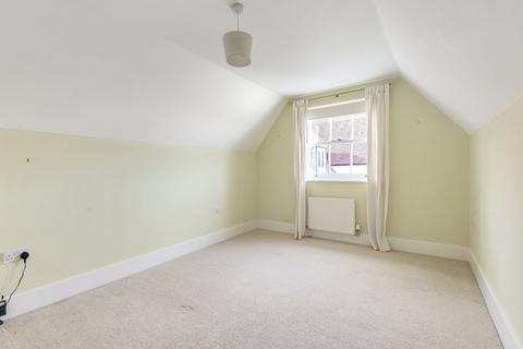 19 Bingham Close, Cirencester, GL7 1HJ