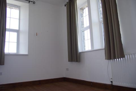 4 bedroom flat for sale - Morven Road, St Austell, PL25