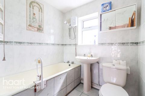 59 Blake Crescent, Swindon, SN3 4LR