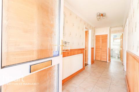 59 Blake Crescent, Swindon, SN3 4LR