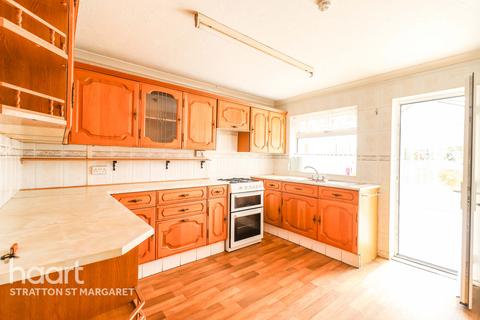59 Blake Crescent, Swindon, SN3 4LR