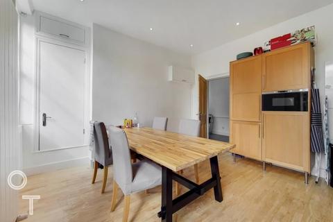 50c Hilldrop Road, London, N7 0JE