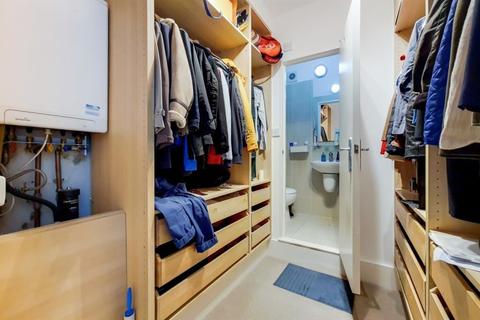 50c Hilldrop Road, London, N7 0JE