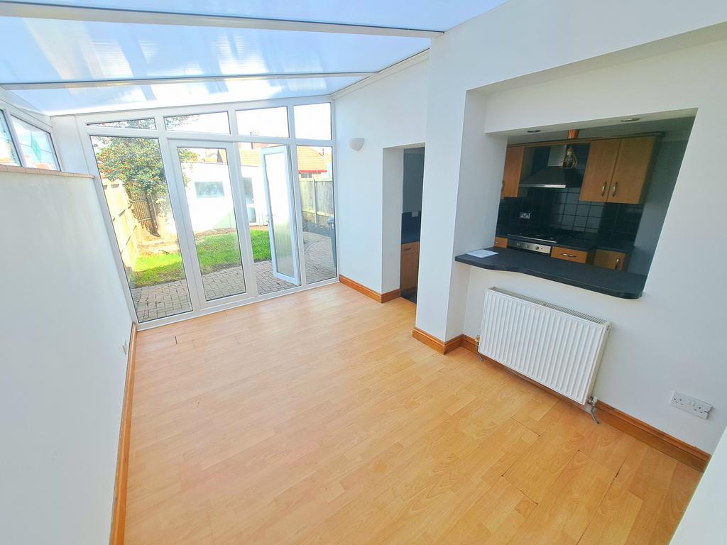 Conservatory / Dining