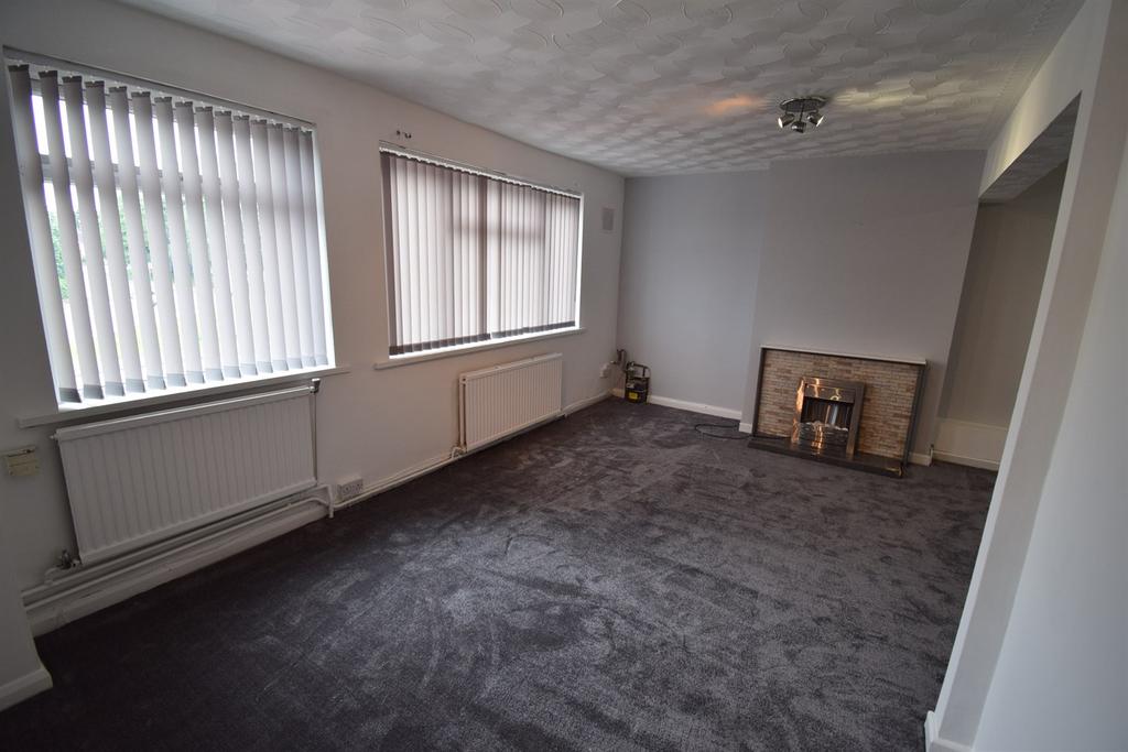 Rumney, Cardiff 3 bed house £900 pcm (£208 pw)