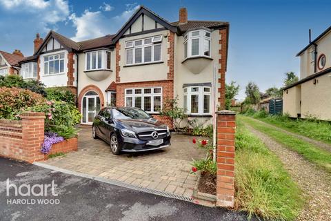 23 The Drive, Harold Wood, Romford, RM3 0DU
