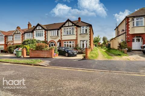 23 The Drive, Harold Wood, Romford, RM3 0DU