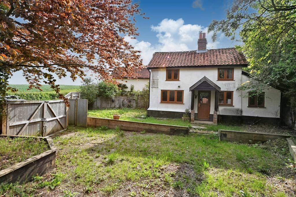 Framsden, Nr Debenham, Suffolk 2 bed detached house £300,000