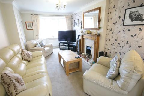 14 Darwin Close, Waddington, Lincoln, LN5 9GB