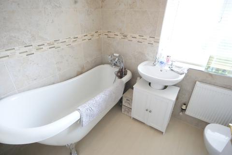 14 Darwin Close, Waddington, Lincoln, LN5 9GB