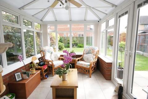 14 Darwin Close, Waddington, Lincoln, LN5 9GB
