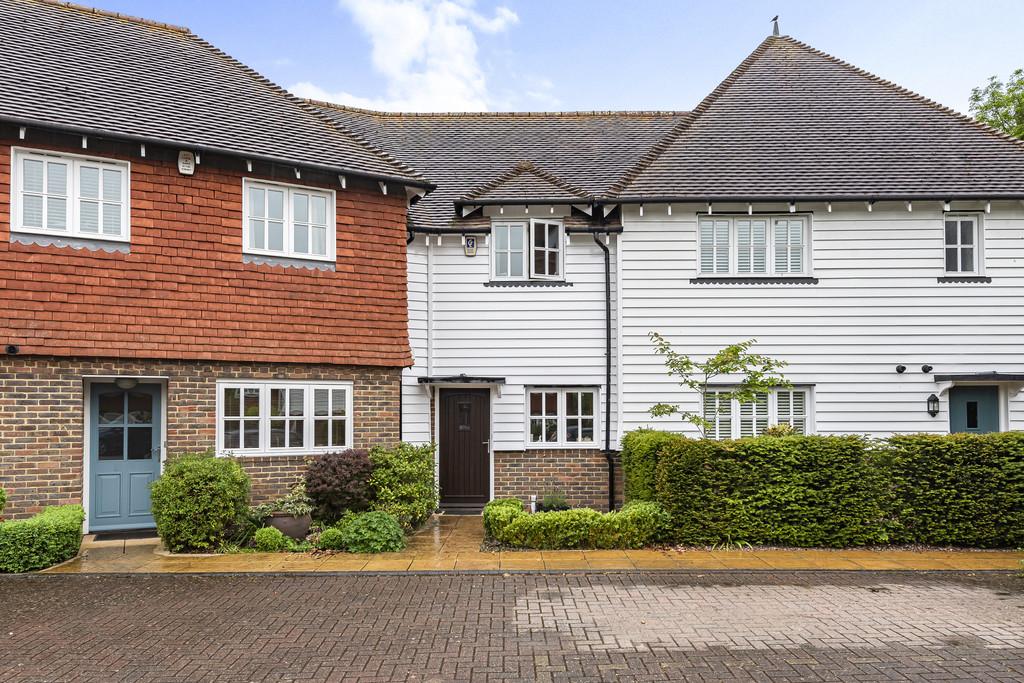 The Chantry, Headcorn 2 bed terraced house £350,000