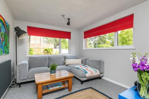 5 Godwin Close, Winchester, SO22 5JN