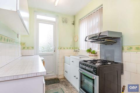 20 Blenheim Gardens, Aveley, South Ockendon, RM15 4EB