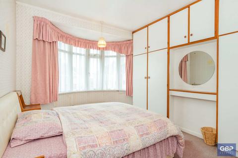 20 Blenheim Gardens, Aveley, South Ockendon, RM15 4EB
