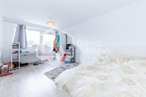 4 bedroom apartment to rent, York Way, Camden Town, London