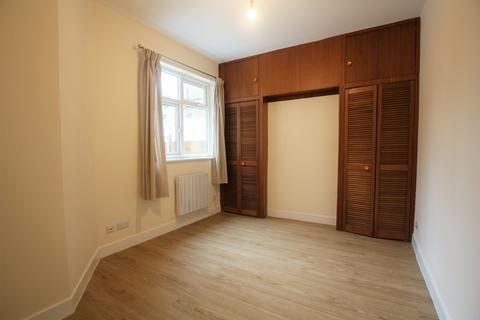 77 Eastfields Road, Mitcham, CR4 2LS
