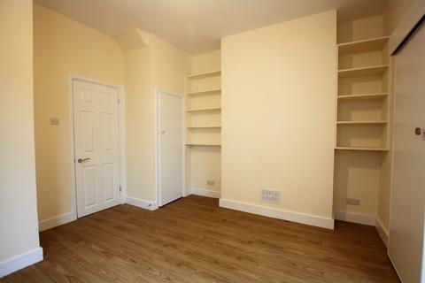 77 Eastfields Road, Mitcham, CR4 2LS