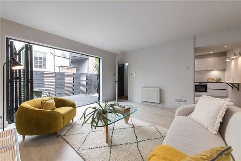 1 Allingham Mews, London, N1 8AH