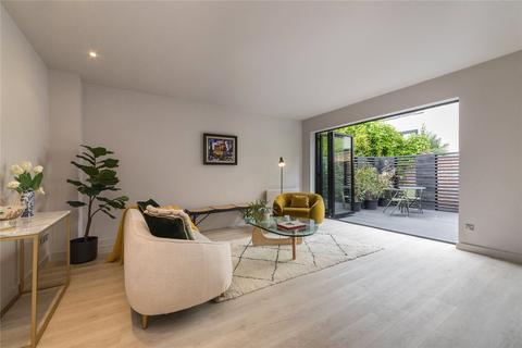 1 Allingham Mews, London, N1 8AH