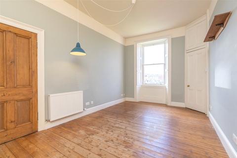 1 bedroom flat for sale - 39/9 Balfour Street, Edinburgh, EH6