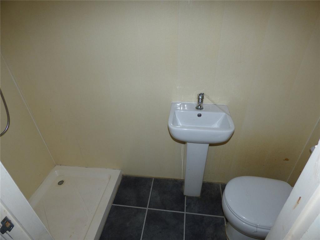 En-Suite Shower