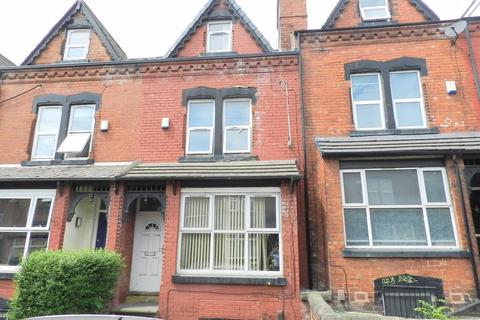 18 Chestnut Avenue, Headingley, Leeds, LS6 1BA