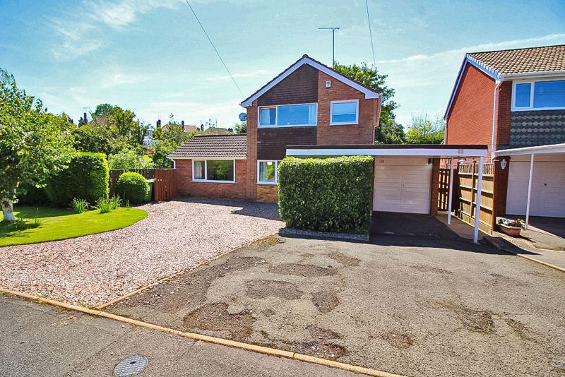 Linden Lea, Finchfield Wolverhampton 3 bed detached house £370,000