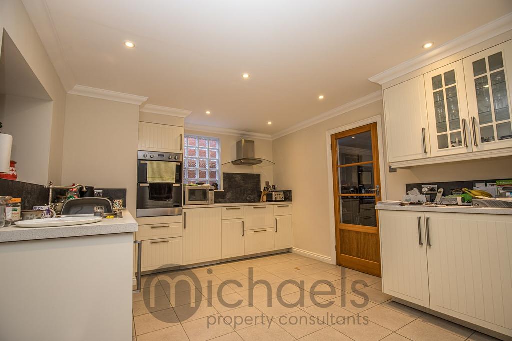 Wethersfield Road, Sible Hedingham, Halstead, CO9 4 bed detached house