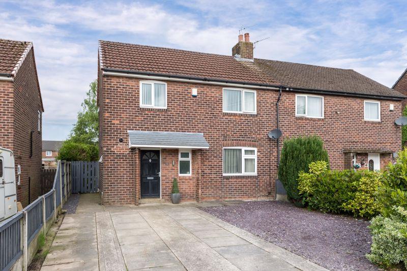 St. Johns Road, Aspull, WN2 1SS 3 bed semidetached house £795 pcm (£