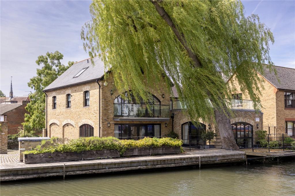 Arundel House