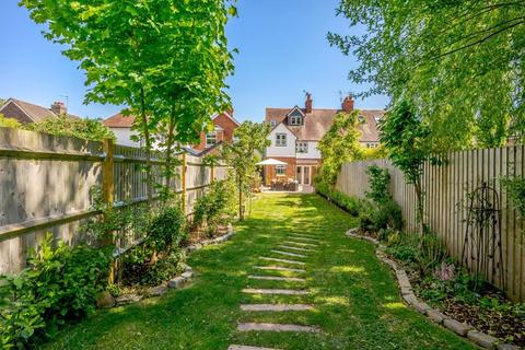 Rose Cottage Barton Road, Bramley, Guildford, GU5 0EA