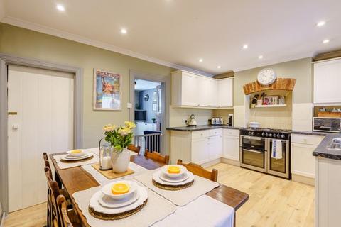 Rose Cottage Barton Road, Bramley, Guildford, GU5 0EA