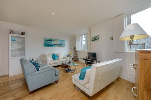 3 bedroom duplex for sale - Dreadnought Walk, New Capital Quay, Greenwich, SE10