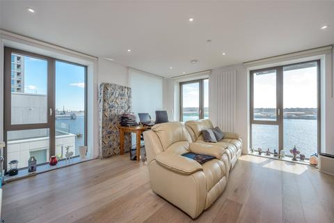 3 bedroom apartment for sale - Laker House, 10 Nautical Drive, Royal Wharf, E16