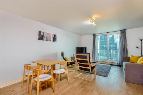 2 bedroom apartment for sale - Bridge House, St George Wharf, Vauxhall, SW8