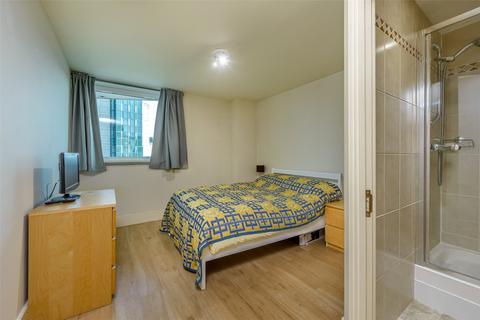 2 bedroom apartment for sale - Bridge House, St George Wharf, Vauxhall, SW8