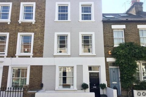 2 bedroom flat to rent, Wadham Road, London