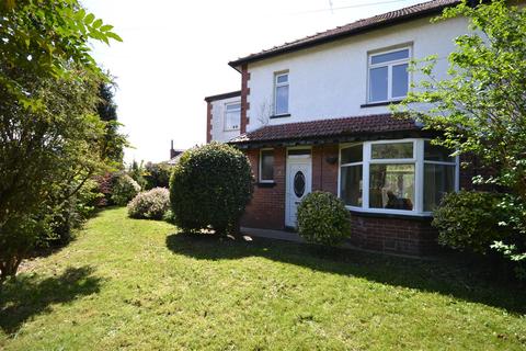 12 Barrowby Drive, Leeds, LS15 8QH