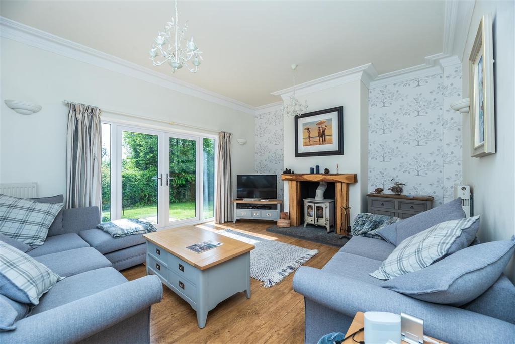 Atlantic Haven, Llangennith, Swansea 4 bed detached house for sale £