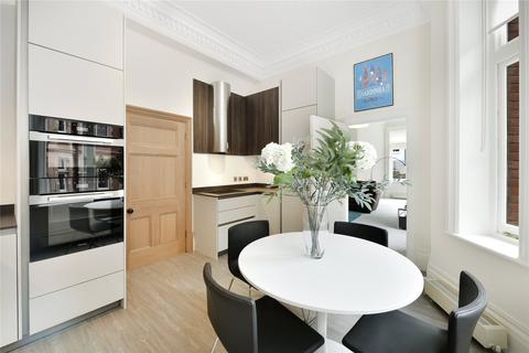 3 bedroom apartment to rent, Hyde Park Gate, London, SW7